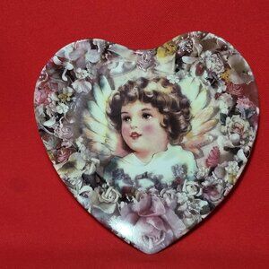 Crestley Collection Inspiration Heavenly Hearts Valentine Heart Shaped Plate